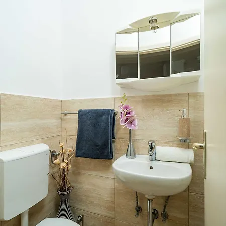 Sandito - Two Bedroom With Terrace And Sea View Apartament *