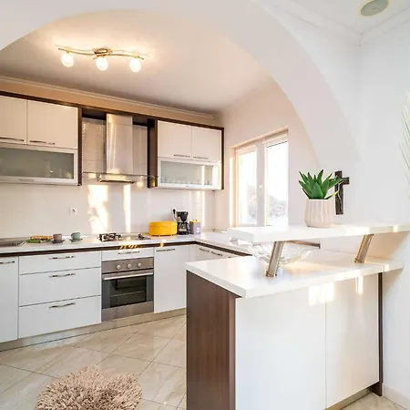Sandito - Two Bedroom With Terrace And Sea View