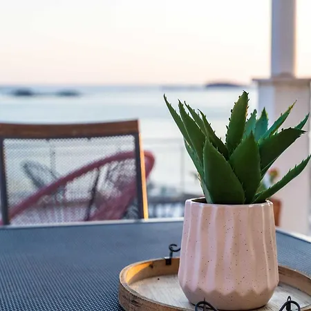 Sandito - Two Bedroom With Terrace And Sea View Apartment