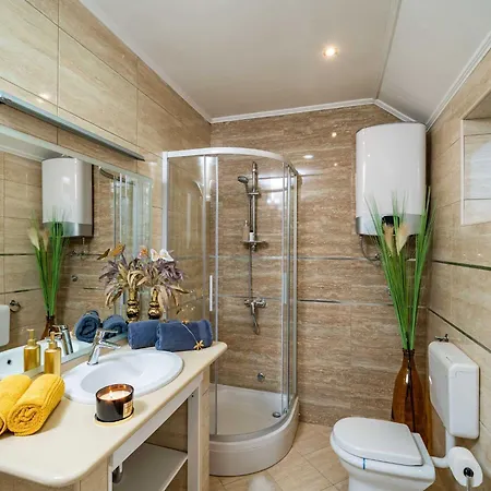 Apartment Sandito - Two Bedroom With Terrace And Sea View *